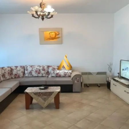 Tirane, shitet apartament 1+1 Kati 12, 79 m² 165.000 € (St)