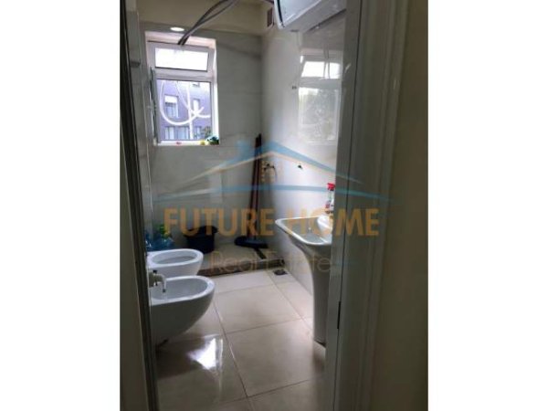 Tirane, jepet me qera apartament 3+1+BLK Kati 2, 88 m² 500 Euro (Rruga e Dibres)