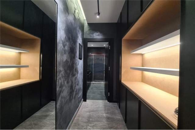 Tirane, jepet me qera apartament 2+1+BLK Kati 4, 85 m² 1.000 Euro (Rruga e Barrikadave)