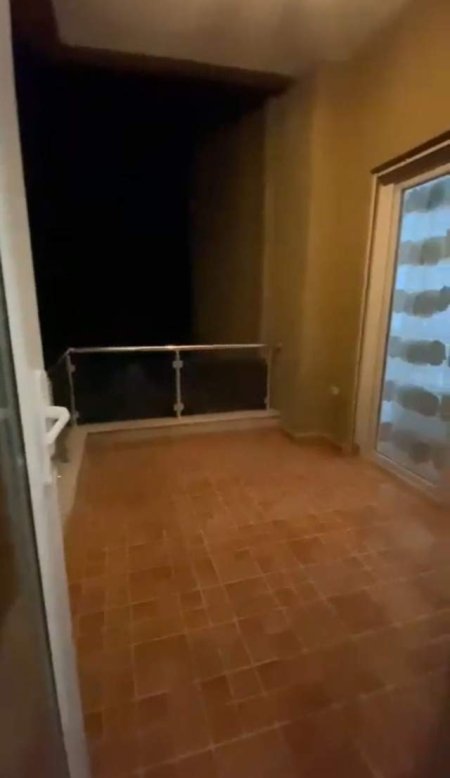Tirane, jepet me qera apartament 1+1+BLK Kati 2, 70 m² 43.000 Leke (rruga Kodra e Diellit)