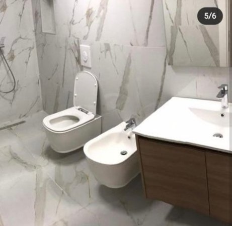 Tirane, jepet me qera 1+1 Kati 4, 70 m² 450 Euro (Panorama)