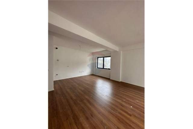 Tirane, shitet apartament 2+1 Kati 3, 117 m² 165.000 Euro (Kodra e Diellit)