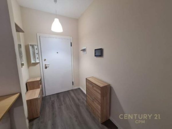 Tirane, jepet me qera apartament 1+1+BLK Kati 6, 625 Euro (Rruga e Kavajës)