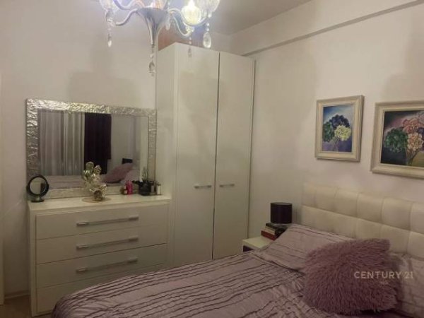 Tirane, jepet me qera apartament Kati 6, 90 m² 500 Euro (Bulevardi "Migjeni" Yzberisht Tirana, Albania)