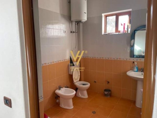 Tirane, shitet Vile 3+1 Kati 0, 320 m² 250.000 Euro (KASHAR, AUTOSTRADA TIRANE-DURRES)