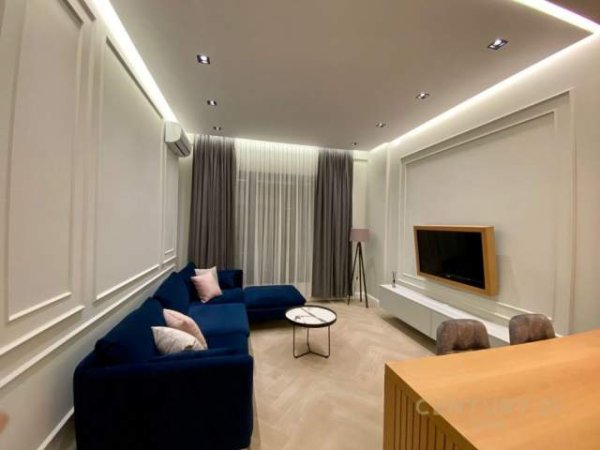 Tirane, jepet me qera apartament 1+1 Kati 7, 67 m² 700 Euro (Rruga e Kavajës)