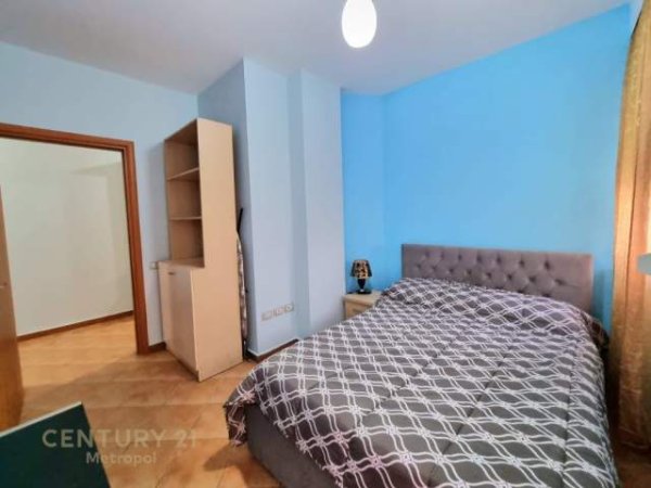 Tirane, jepet me qera apartament 2+1 Kati 2, 80 m² 550 Euro (Rruga e Elbasanit)