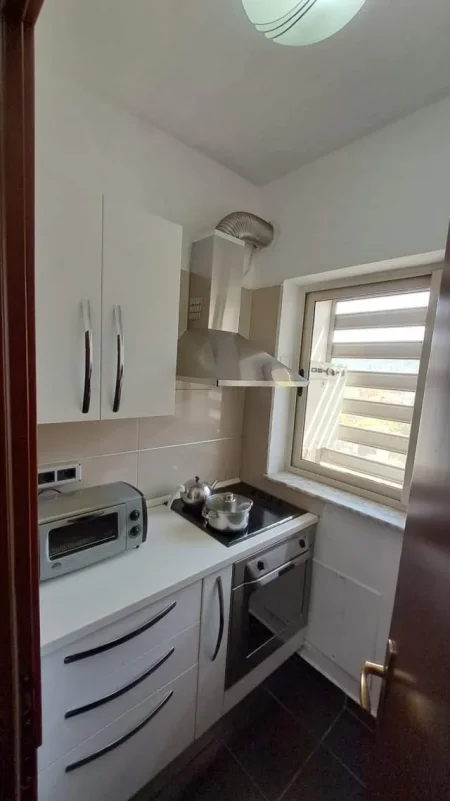 Tirane, jepet me qera apartament 2+1+A+BLK Kati 3, 82 m² 600 EUR (Ana Komnena)