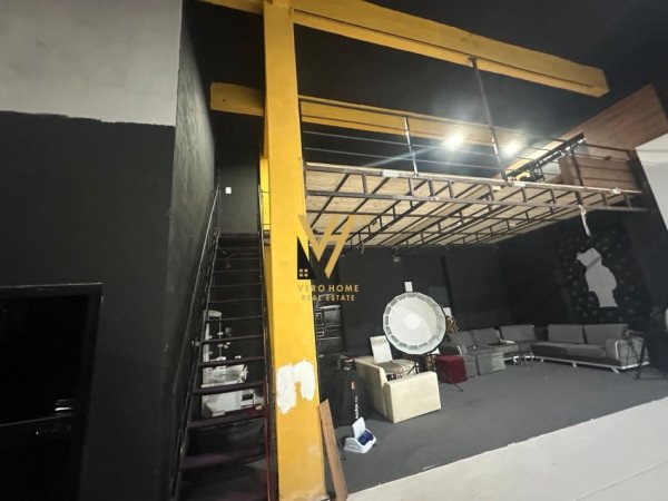 Tirane, jepet me qera ambjent biznesi Kati 0, 300 m² 3.000 € (5 MAJI)
