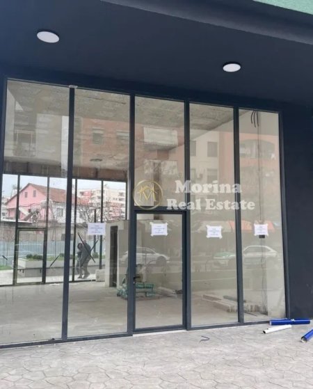 Tirane, shitet ambjent biznesi Kati 0, 72 m² 395.000 € (Yzberisht)