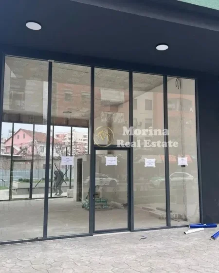 Tirane, shitet ambjent biznesi Kati 0, 72 m² 395.000 € (Yzberisht)