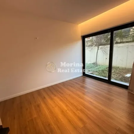 Tirane, shitet apartament 2+1 Kati 0, 180 m² 295.000 € (Liqeni i Farkes)
