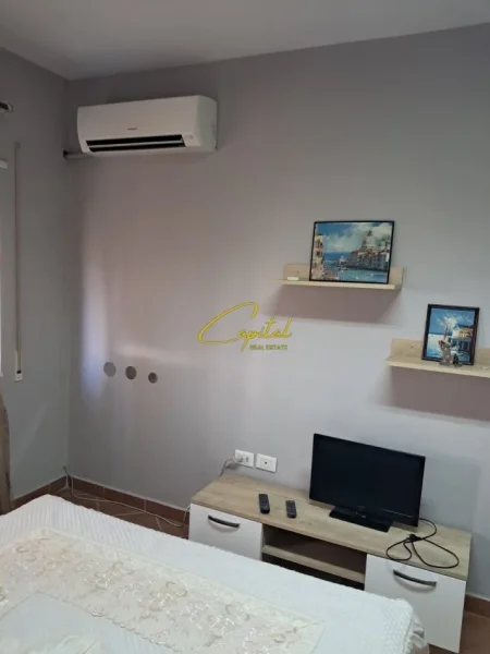 Tirane, jepet me qera garsonier 1+1 Kati 2, 35 m² 500 € (MYSLYM SHYRI)