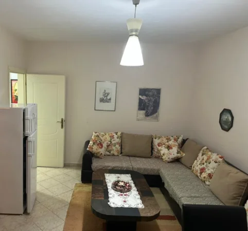 Tirane, jepet me qera apartament 2+1 Kati 5, 510 € 