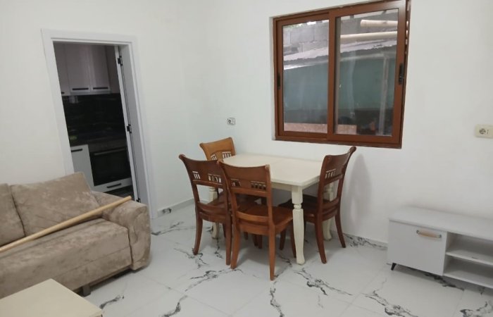 Tirane, jepet me qera apartament 1+1 Kati 2, 50 m² 400 € (siri kodra)