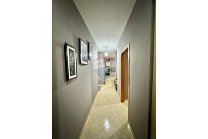 Tirane, shitet apartament 1+1 Kati 4, 61 m² 97.000 € (Bulevardi Migjeni, Tiranë)