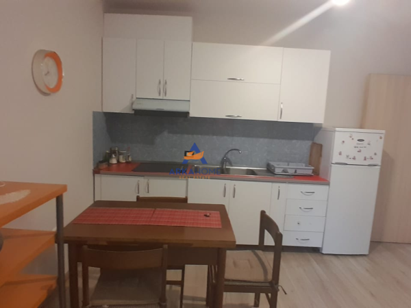 Tirane, shitet apartament 1+1+Ballkon Kati 2, 63 m² 98.000 € 