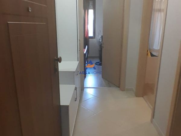 Tirane, shitet apartament 1+1+Ballkon Kati 2, 63 m² 98.000 € 