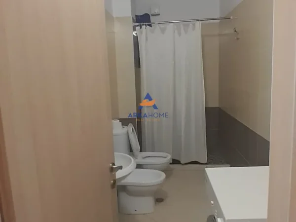 Tirane, shitet apartament 1+1+Ballkon Kati 2, 63 m² 98.000 € 