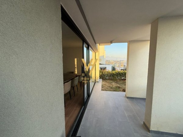 Tirane, jepet me qera apartament 2+1+Ballkon Kati 1, 100 m² 1.300 € (FARKE)