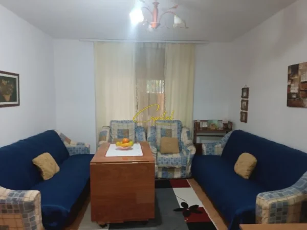 Berat, shitet Vile 3 Katshe Kati 3, 670 m² 450.000 € (BERAT)