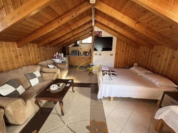 Berat, shitet Vile 3 Katshe Kati 3, 670 m² 450.000 € (BERAT)