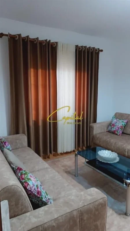 Berat, shitet Vile 3 Katshe Kati 3, 670 m² 450.000 € (BERAT)