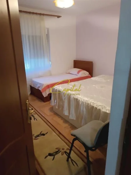 Berat, shitet Vile 3 Katshe Kati 3, 670 m² 450.000 € (BERAT)