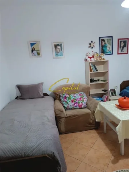 Berat, shitet Vile 3 Katshe Kati 3, 670 m² 450.000 € (BERAT)
