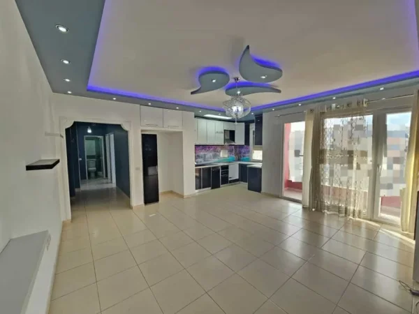 Tirane, shes apartament 2+1 Kati 8, 89 m² 135.000 € (Rruga Erzen Lita)