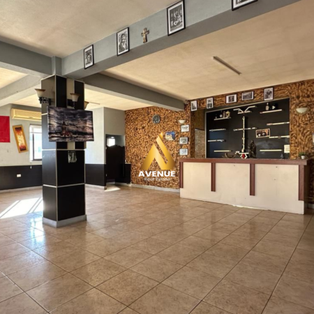 Tirane, jepet me qera ambjent biznesi Kati 0, 220 m² 700 € (allaman dervishi)