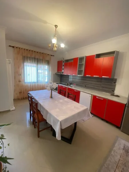Tirane, jepet me qera shtepi 2+1 Kati 1, 100 m² 50.000 € 