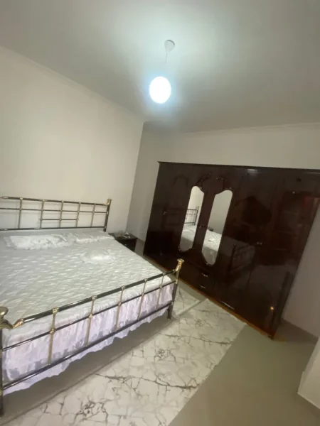 Tirane, jepet me qera shtepi 2+1 Kati 1, 100 m² 50.000 € 