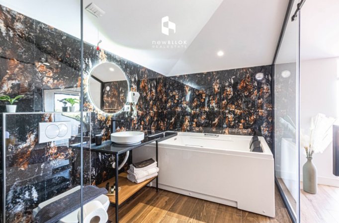 🏨 Hotel Modern Në Shitje - Korçë, Rr. e Vilave | me Pamje Panoramike mbi gjithë Korçën | 1,500,000 Euro🔥