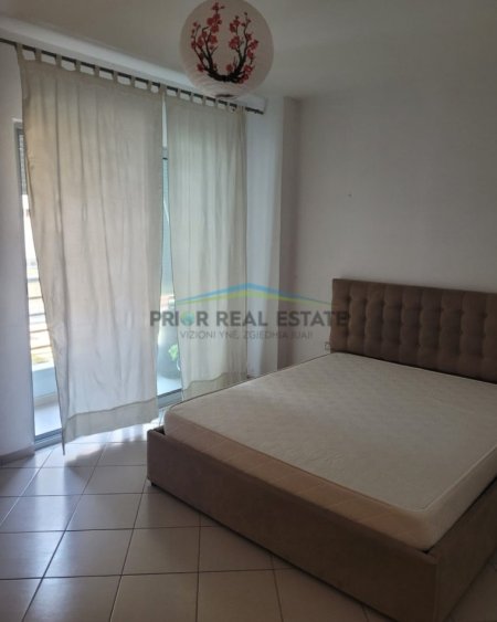 Tirane, shitet apartament 1+1 Kati 2, 70 m² 167.000 € Komuna e Parisit (Rruga Robert Zhvarc)