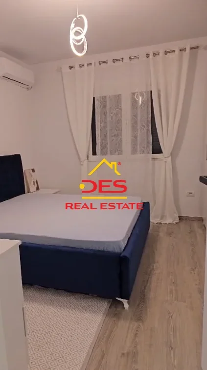 Shqiperi, jepet me qera apartament 1+1+Ballkon Kati 4, 70 m² 300 € (Rruga Osman Haxhiu)