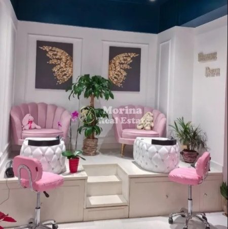 Tirane, jepet me qera ambjent biznesi Kati 1, 70 m² 800 € (Rruga Myslym Shyri)