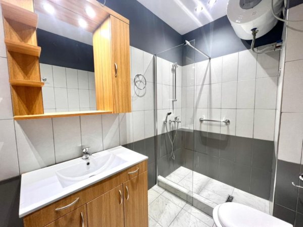 (2,000€/m2 ) SHITET: 2+1+Ballkon || 📍Liqeni i Thate || Kati 2, 70 m² 148.800€ (2 min nga Liqeni)