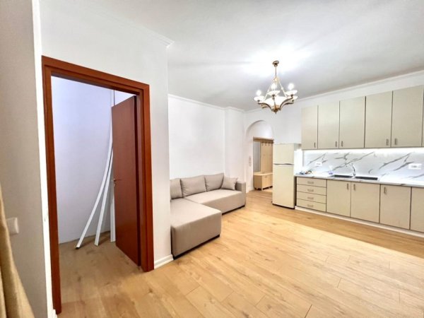 (2,000€/m2 ) SHITET: 2+1+Ballkon || 📍Liqeni i Thate || Kati 2, 70 m² 148.800€ (2 min nga Liqeni)