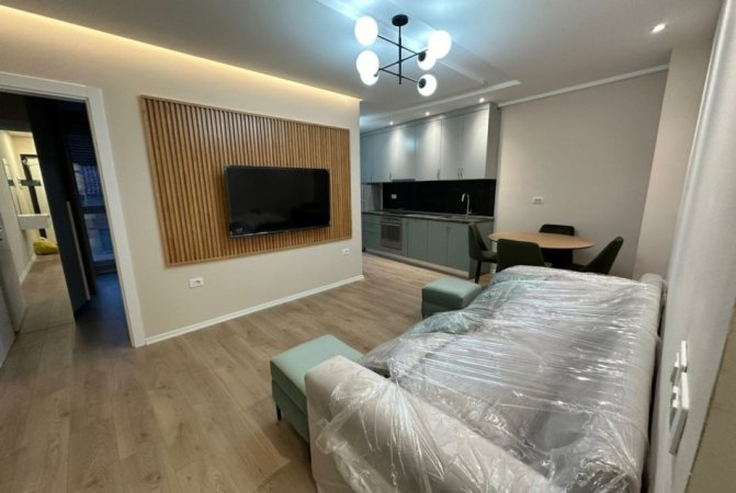 Tirane, jepet me qera apartament 1+1 Kati 3, 65 m² 500 € (Rruga Hamdi Pepa)