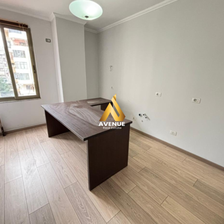 Tirane, shitet apartament 2+1+Ballkon Kati 3, 103 m² 255.500 € (MUHAMET GJOLLESHA)