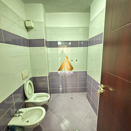 Tirane, shitet apartament 2+1+Ballkon Kati 3, 103 m² 255.500 € (MUHAMET GJOLLESHA)