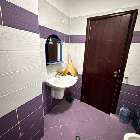 Tirane, shitet apartament 2+1+Ballkon Kati 3, 103 m² 255.500 € (MUHAMET GJOLLESHA)