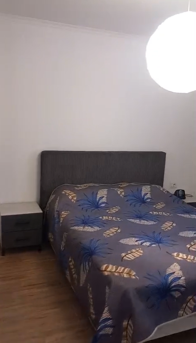 Tirane, jepet me qera apartament 1+1 Kati 1, 70 m² 550 € (RRUGA E BARRIKADAVE)