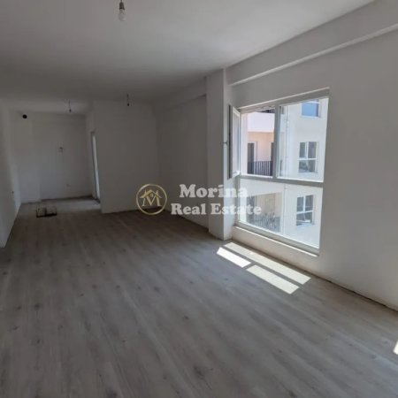 Tirane, shitet apartament 2+1 Kati 6, 117 m² 200.000 € (Laprake)