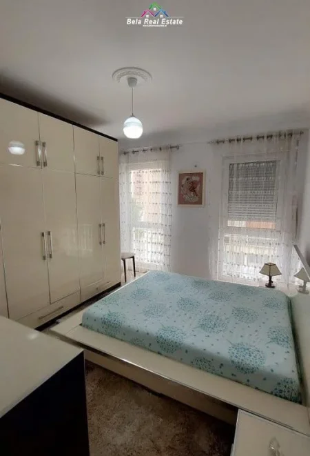 Tirane, jepet me qera apartament 2+1 Kati 3, 100 m² 720 € (Rruga Filip Jano)