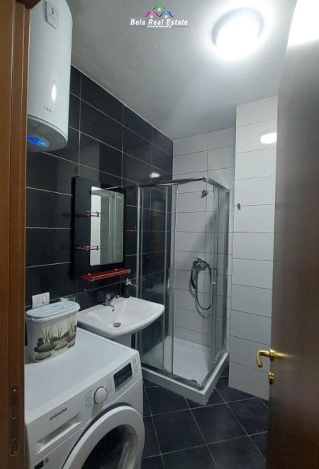 Tirane, jepet me qera apartament 2+1 Kati 3, 100 m² 720 € (Rruga Filip Jano)