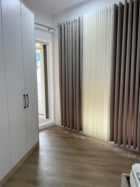 Tirane, jap me qera apartament 1+1+Ballkon Kati 5, 60 m² 450 € (Rruga Pasho Hysa)