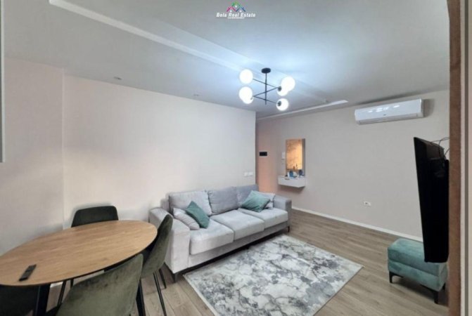 Tirane, shes apartament 1+1 Kati 3, 150.000 m² 150.000 € (Rruga Hamdi Pepa)