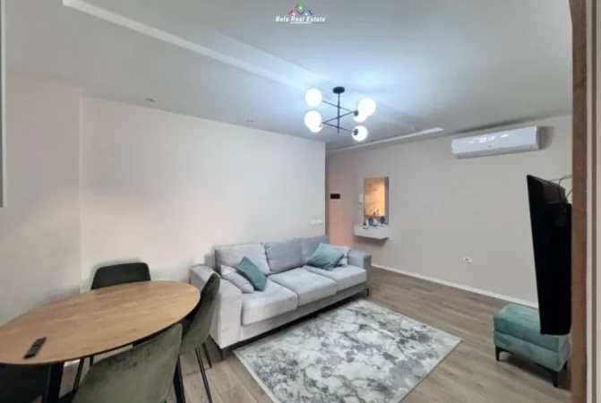 Tirane, shes apartament 1+1 Kati 3, 150.000 m² 150.000 € (Rruga Hamdi Pepa)